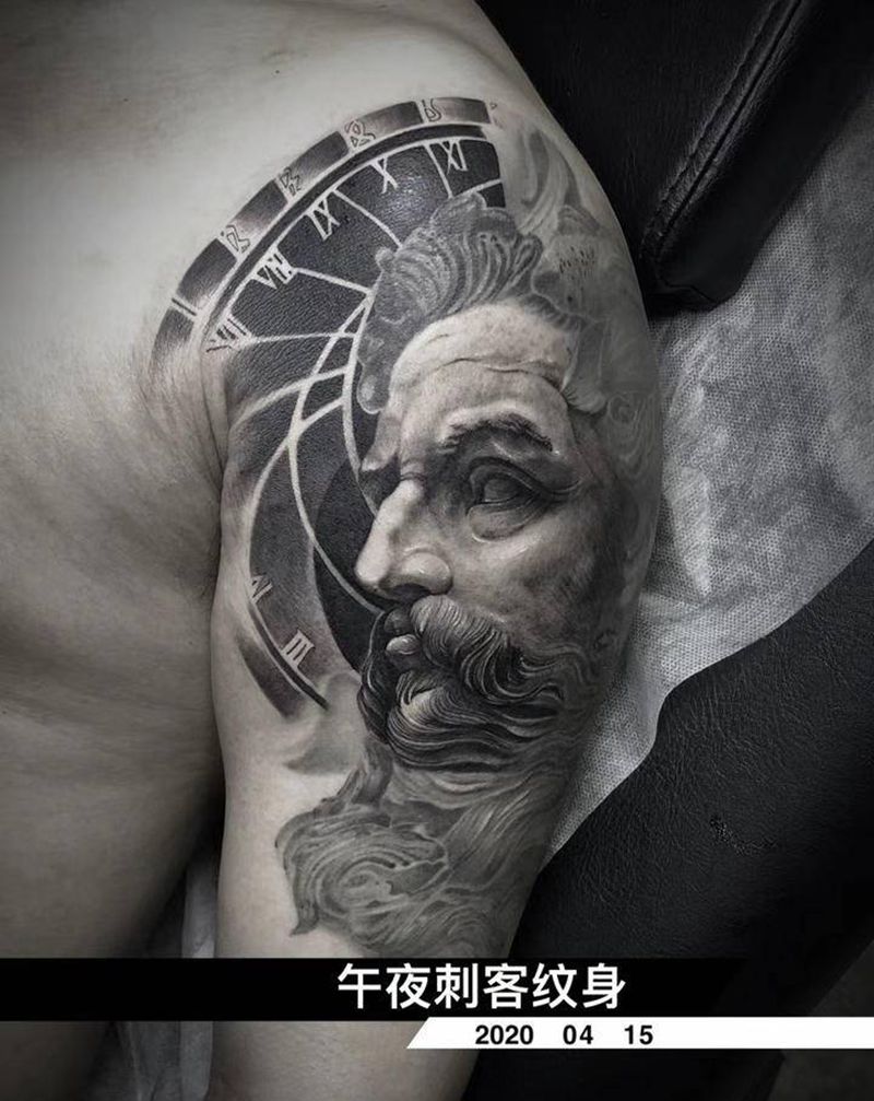 波赛冬纹身图片_手臂欧美写实纹身图案