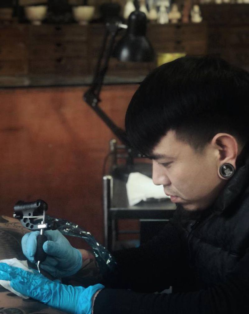 刺道工作花絮～纹身图片_老传统纹身图案