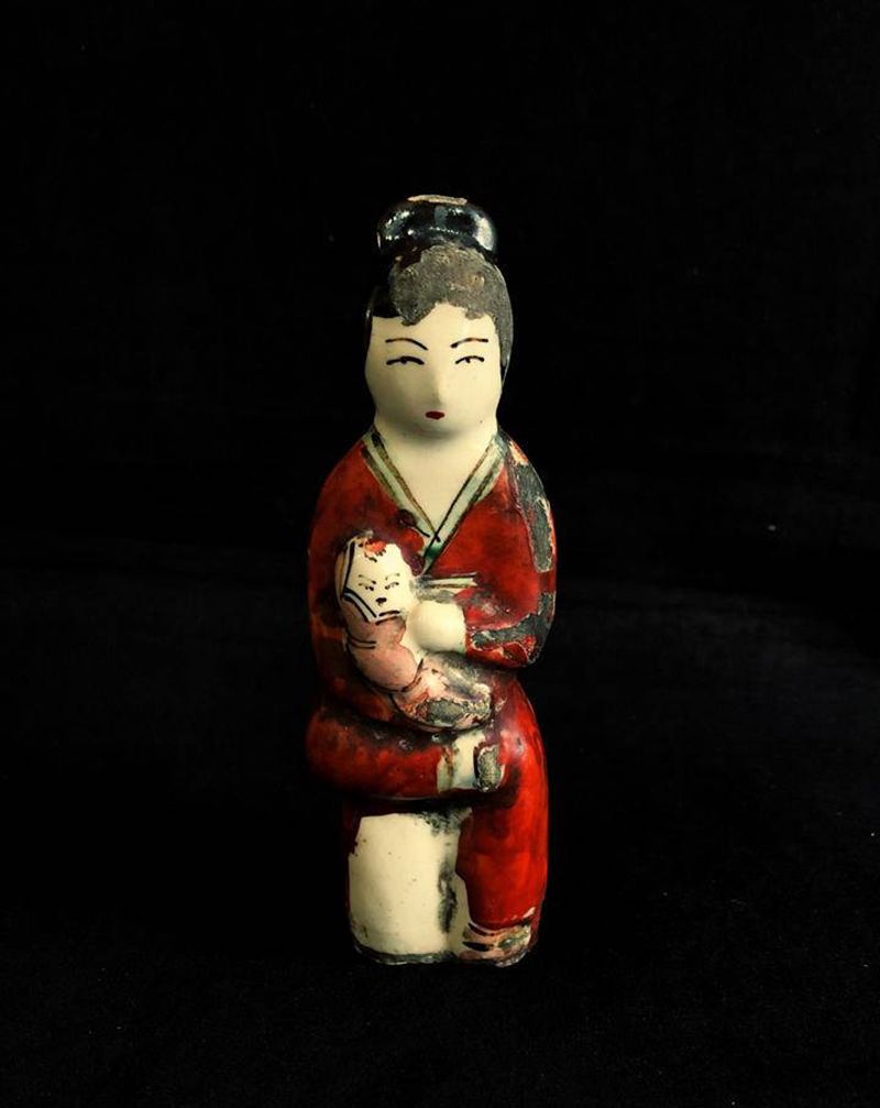 赤繪偶 平安夜送惊喜的注生娘娘纹身图片_老传统纹身图案