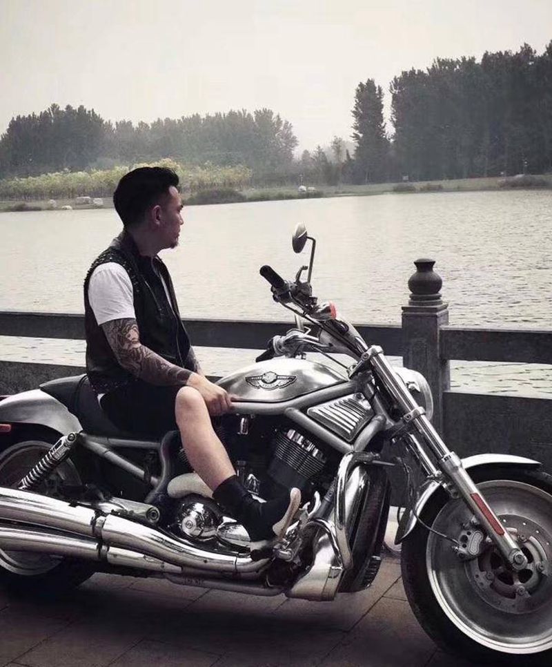 一路走走停停…我恭敬天地 不卑纹身图片_老传统纹身图案