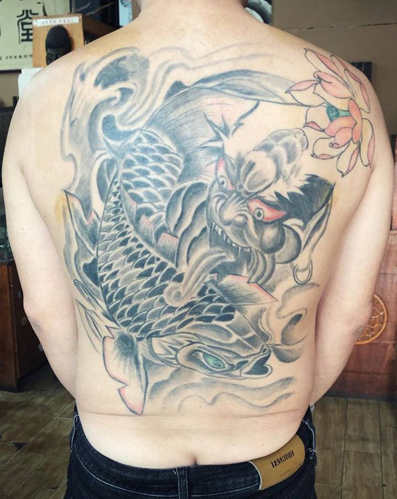 搞成这样盖是没机会了 不想洗纹身图片_老传统纹身图案