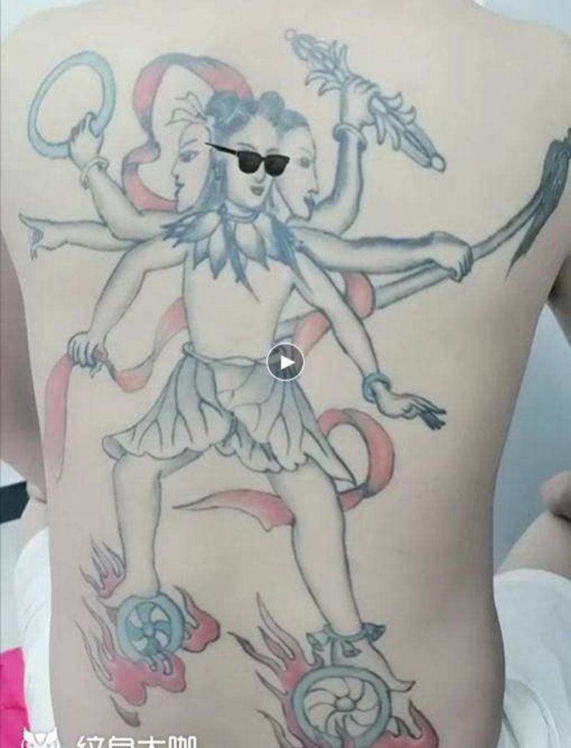 一口一个铁子 不给你虎两句我都纹身图片_老传统纹身图案