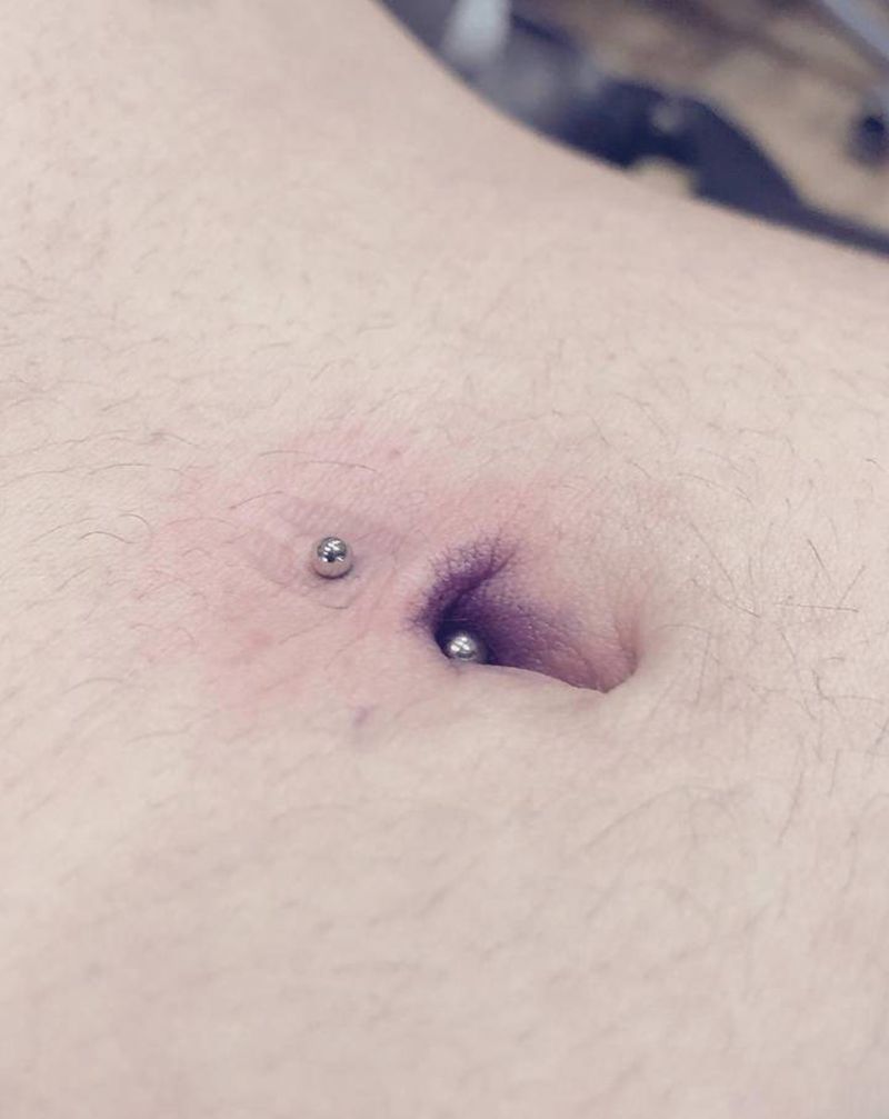 脐钉～纹身图片_老传统纹身图案