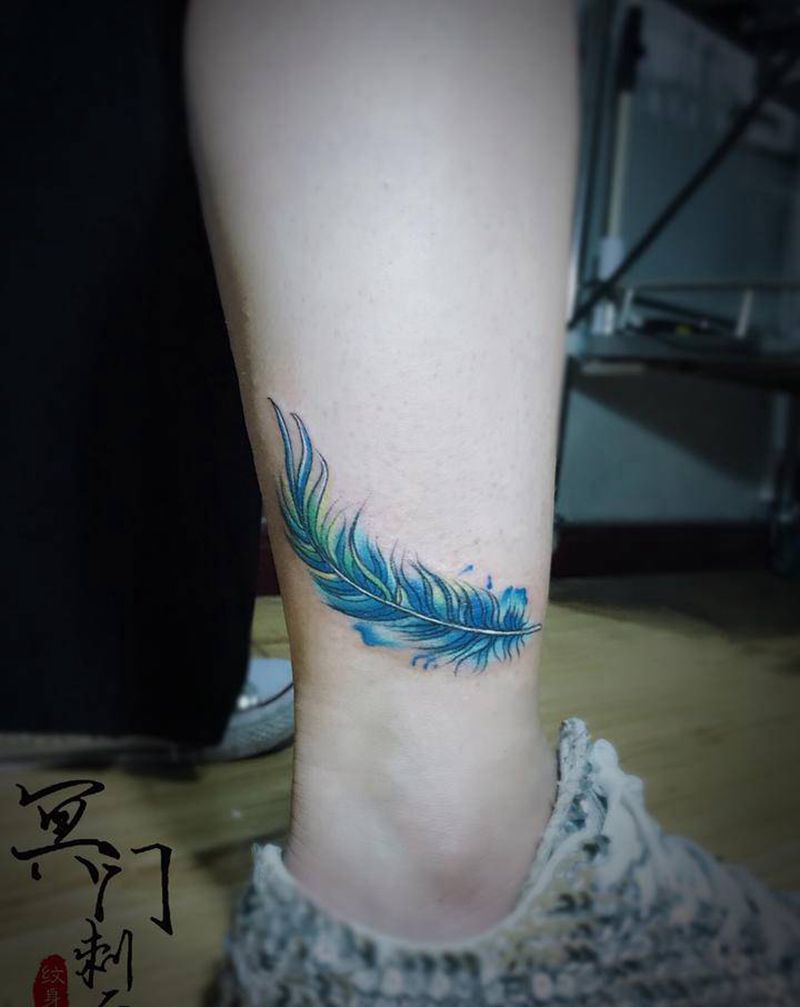 羽毛纹身图片_腿部水彩几何纹身图案