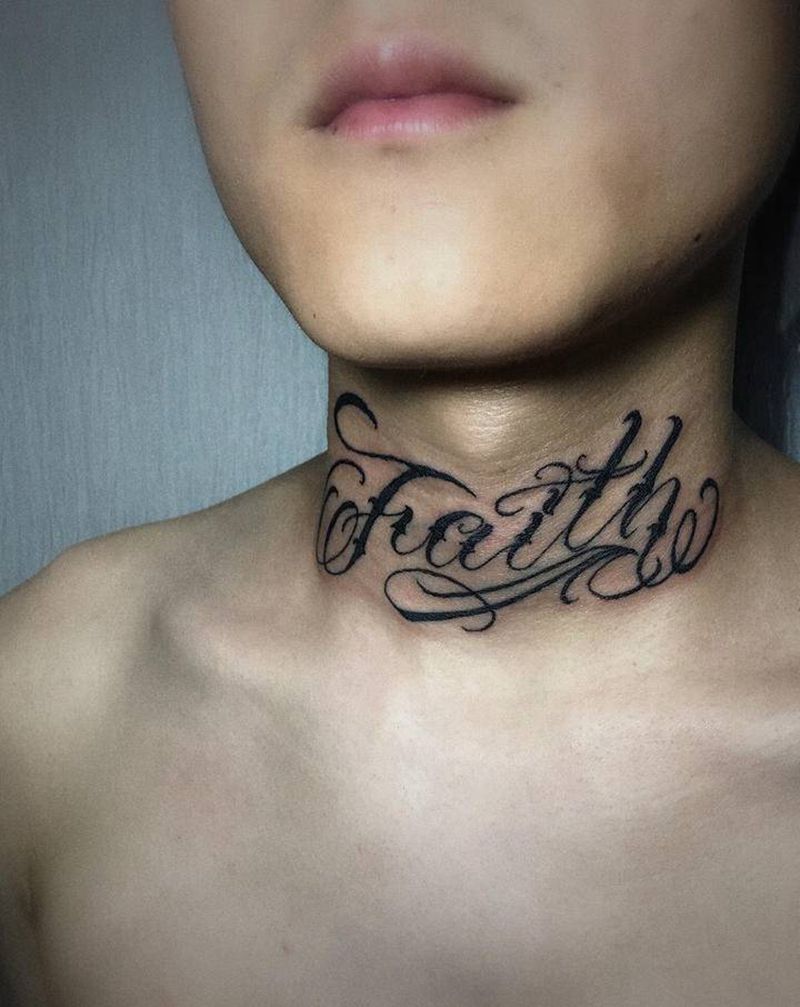 花体纹身图片_颈部花体字纹身图案
