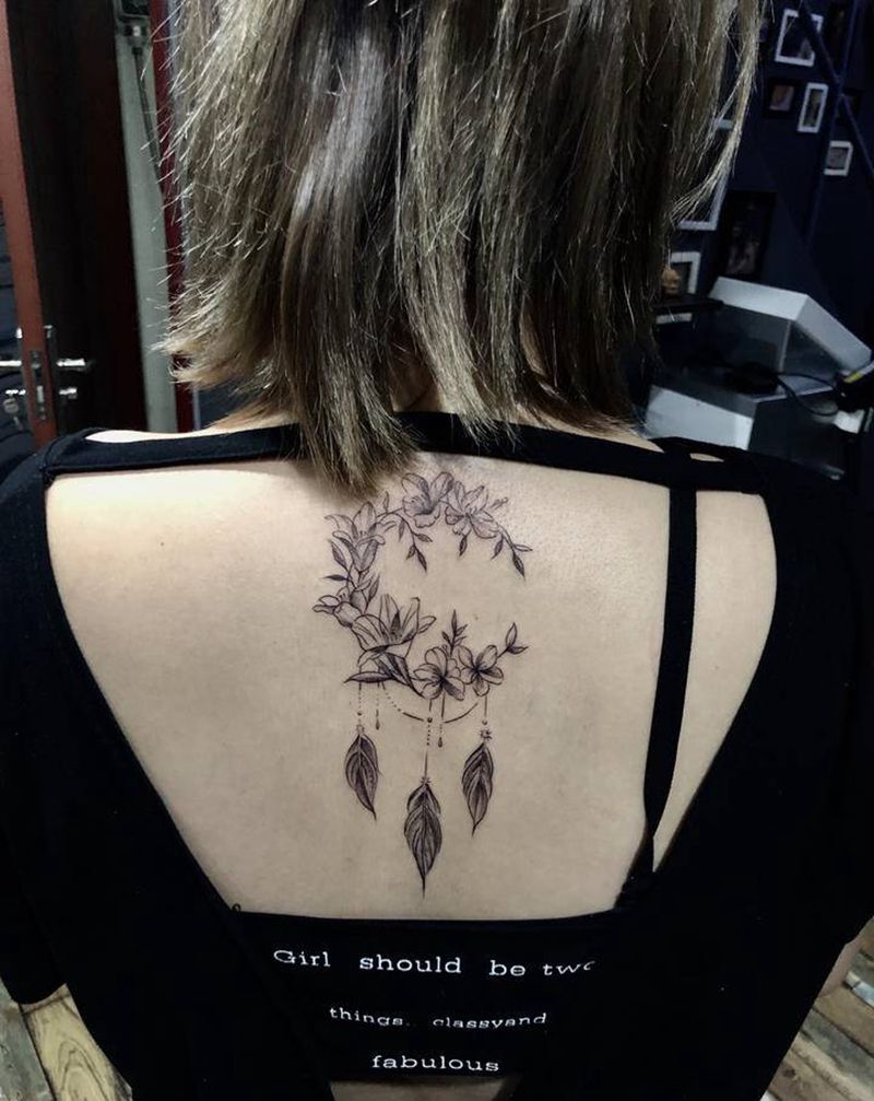 点刺花纹身图片_背部颈部点刺纹身图案