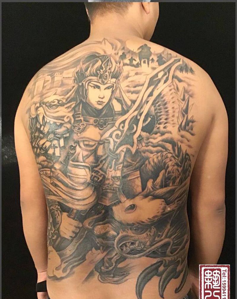 赵子龙纹身图片_背部新传统纹身图案