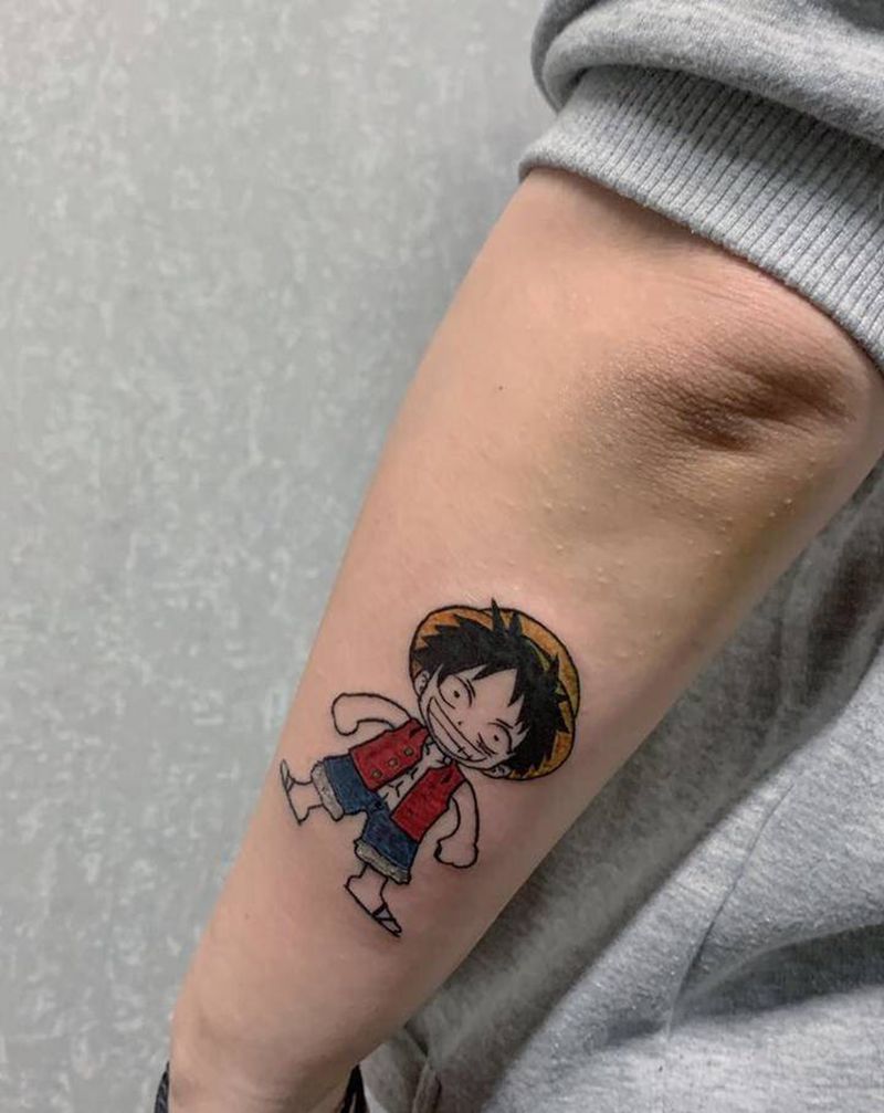 路飞纹身图片_手臂Old School海贼王纹身图案