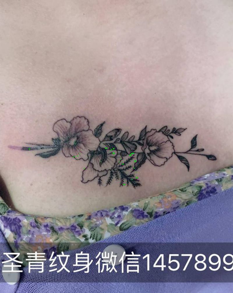 花纹身图片_老传统纹身图案