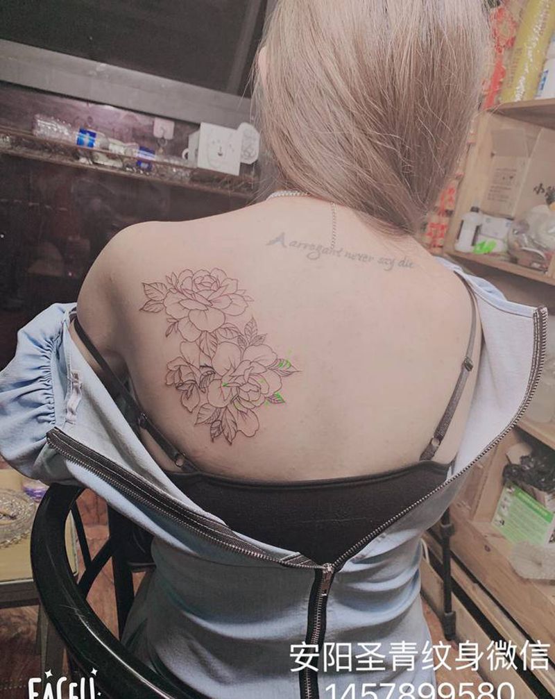 花纹身图片_老传统纹身图案