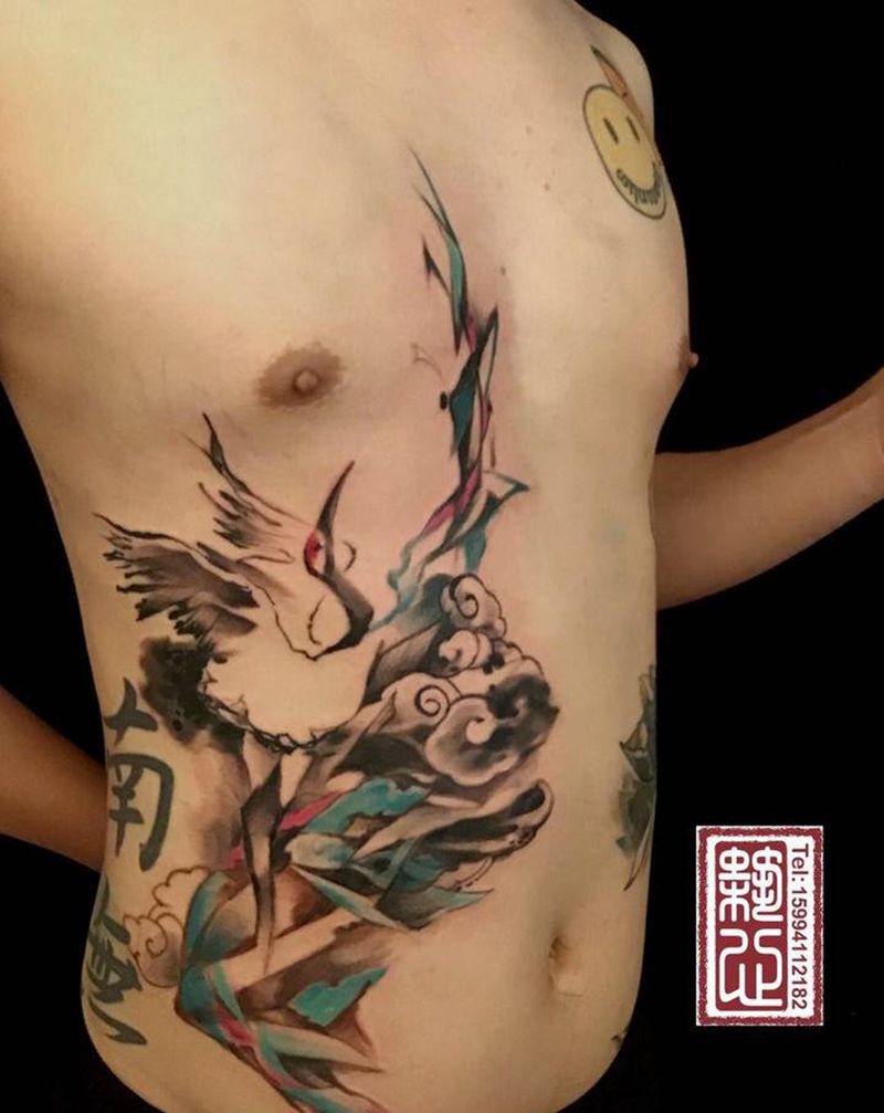 原创鹤舞九天纹身图片_手臂水墨水彩纹身图案