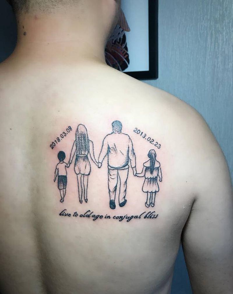 一家人纹身图片_背部纹身图案