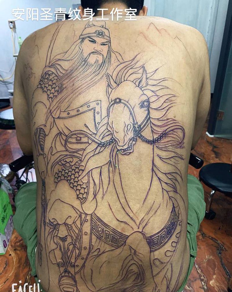 后背纹身图片_老传统纹身图案