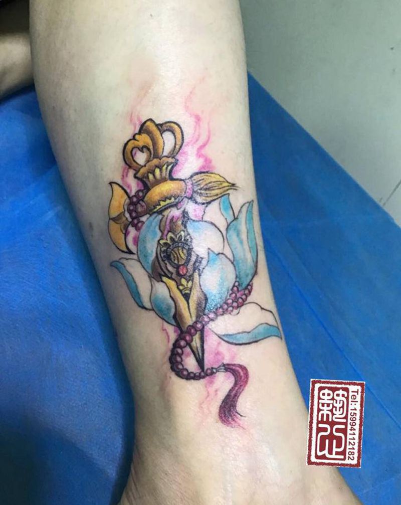 降魔杵纹身图片_新传统纹身图案