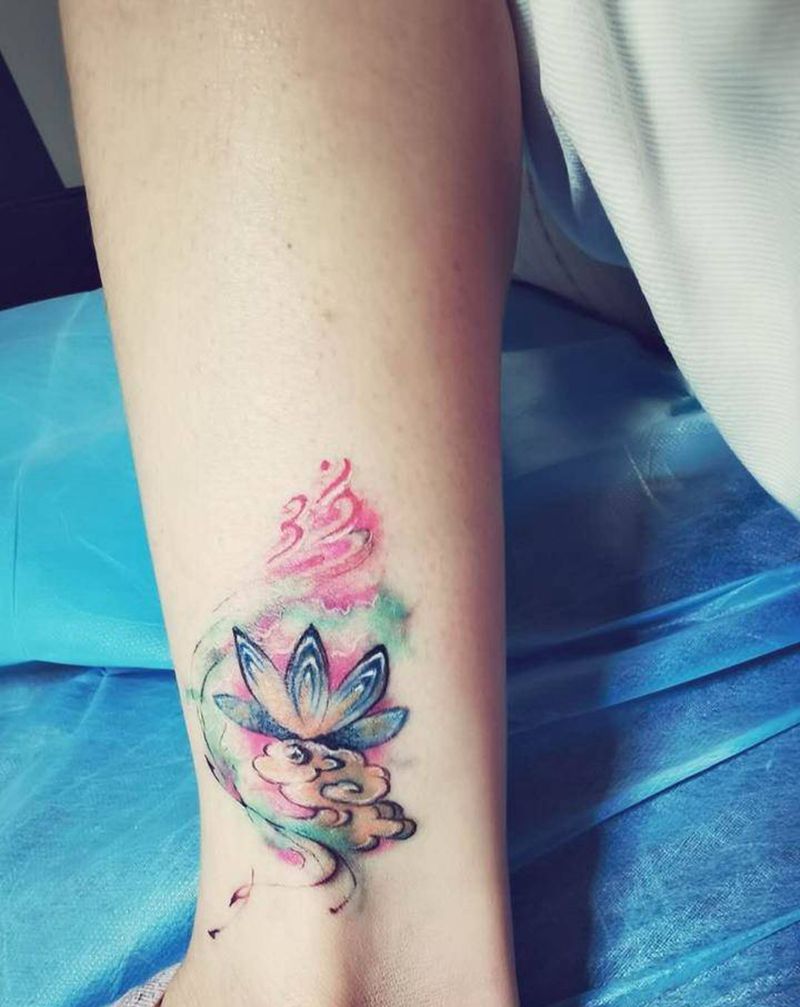 遮盖旧图纹身图片_腿部水彩纹身图案