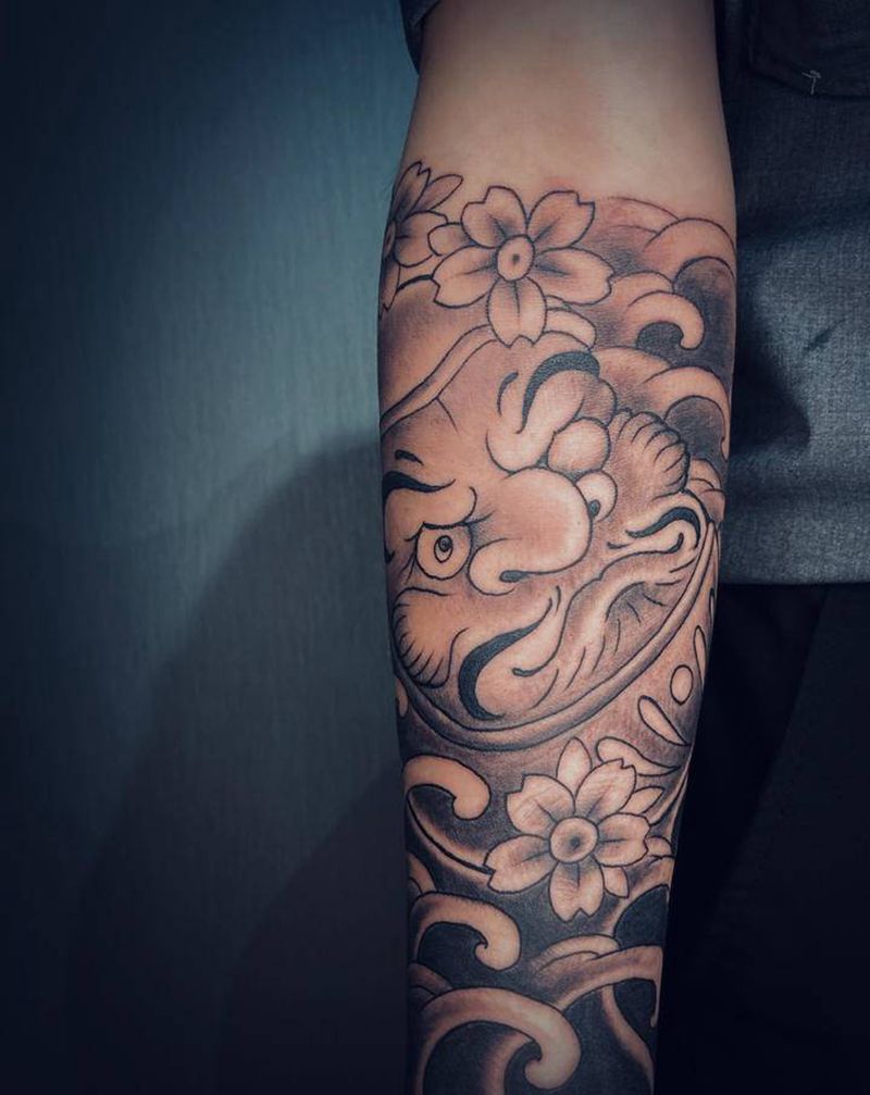 达摩蛋纹身图片_手臂新传统达摩蛋纹身图案