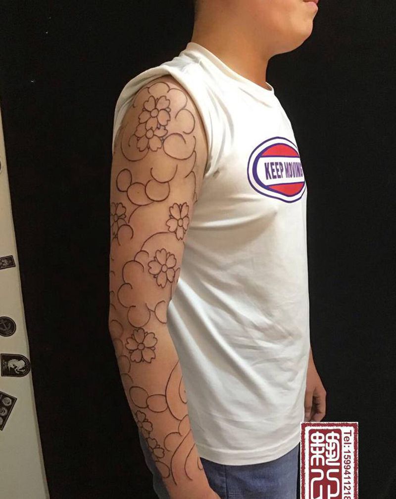 樱花花臂原创未完成纹身图片_手臂老传统纹身图案