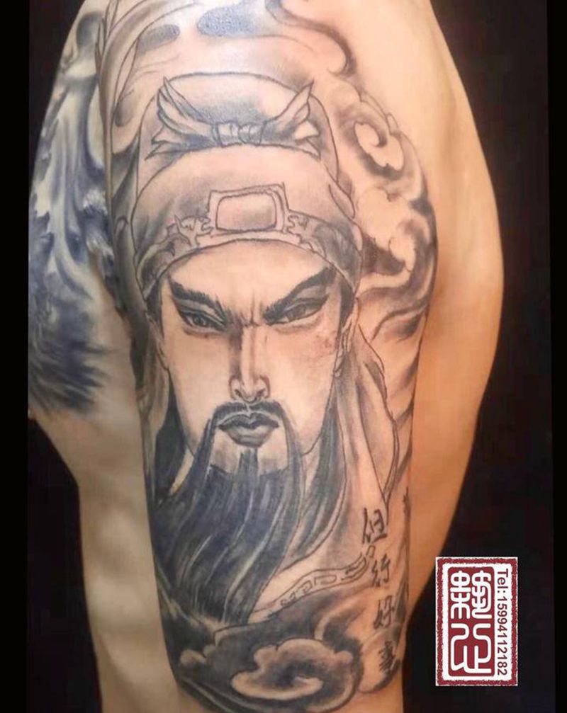 关公纹身图片_手臂新传统纹身图案