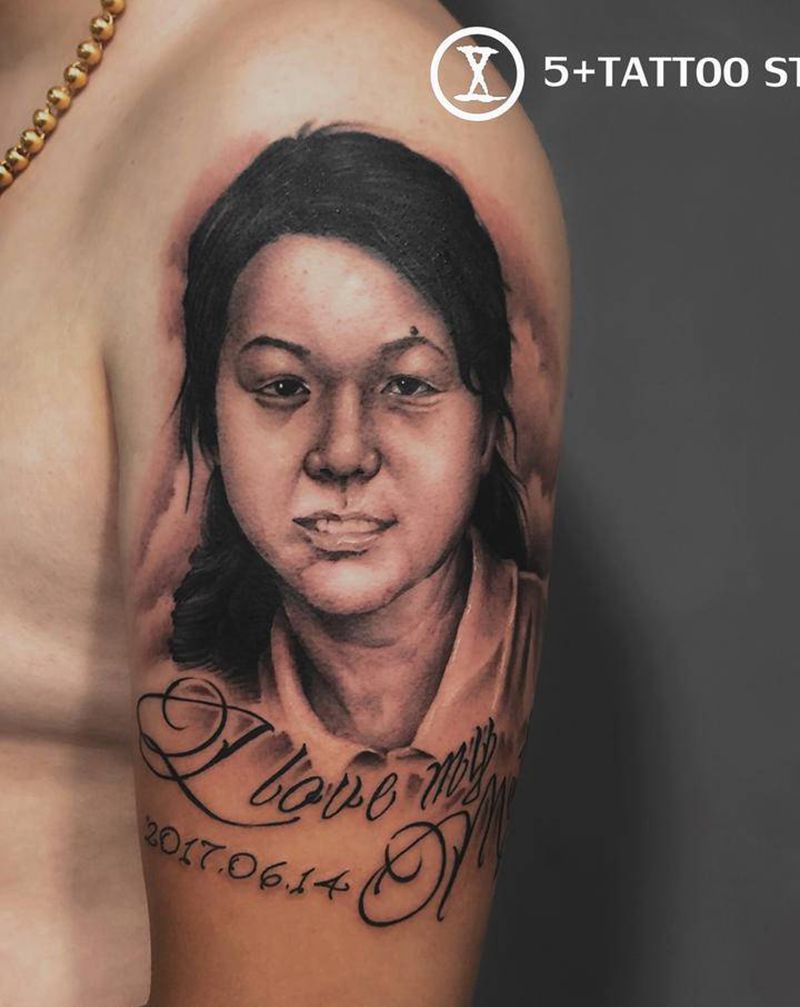 母亲纹身图片_手臂欧美写实纹身图案