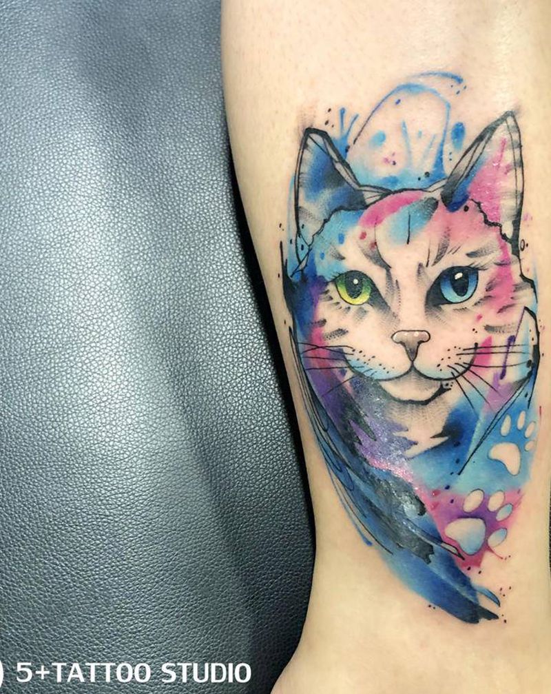 猫咪遮盖纹身图片_腿部水墨水彩纹身图案