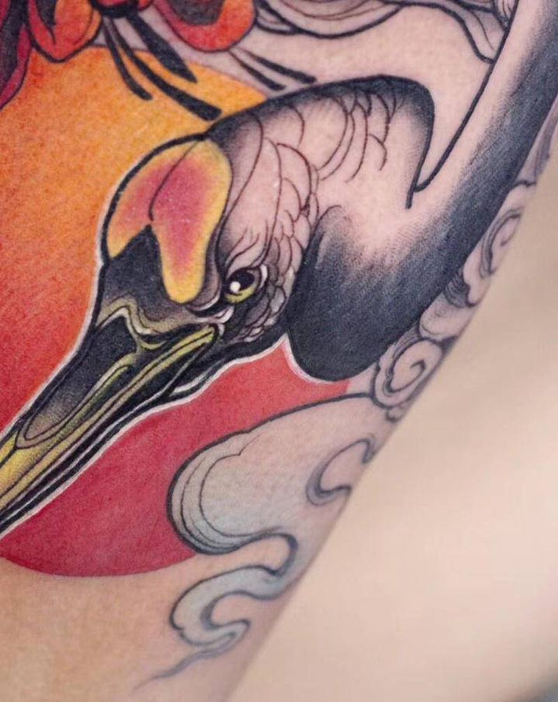 仙鹤纹身图片_手臂新传统纹身图案