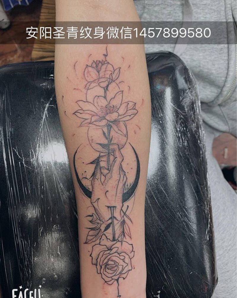 花纹身图片_新传统纹身图案