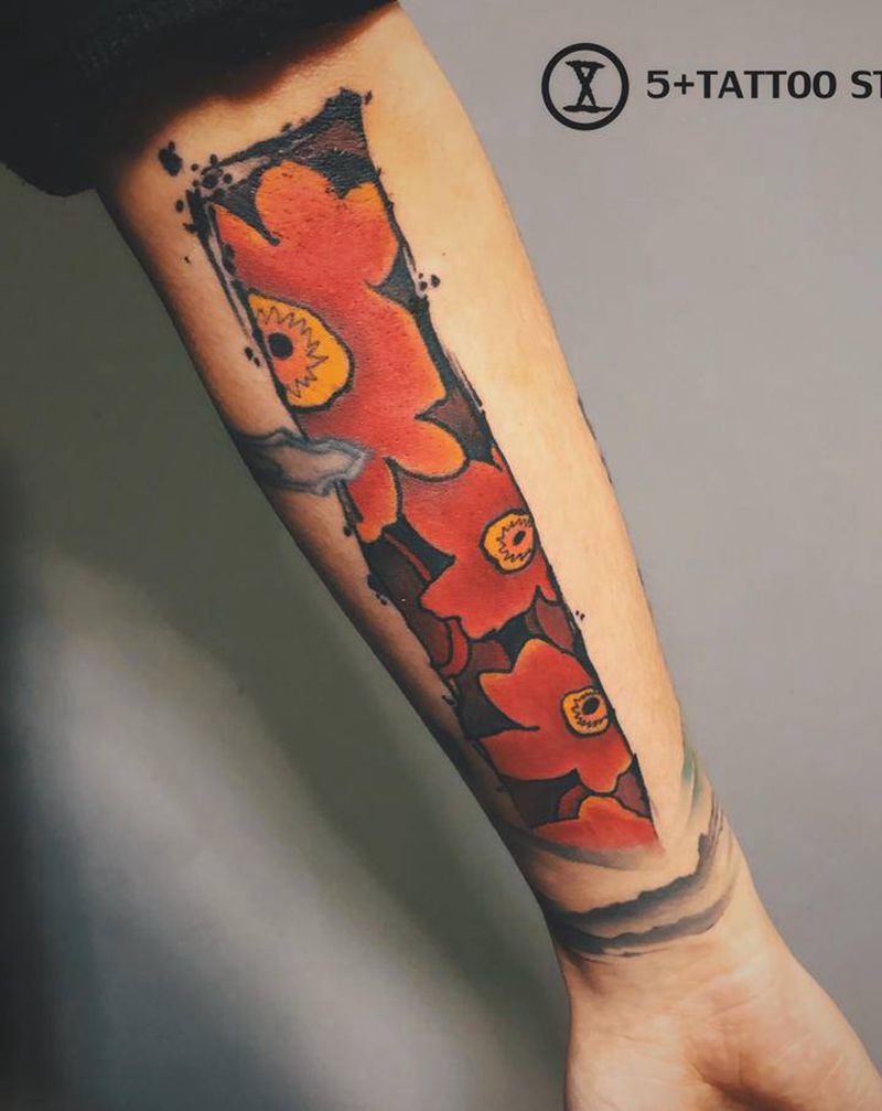 大红花纹身图片_手臂New School纹身图案