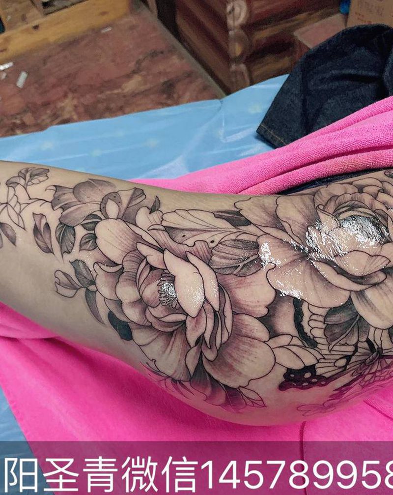 素花纹身图片_新传统纹身图案