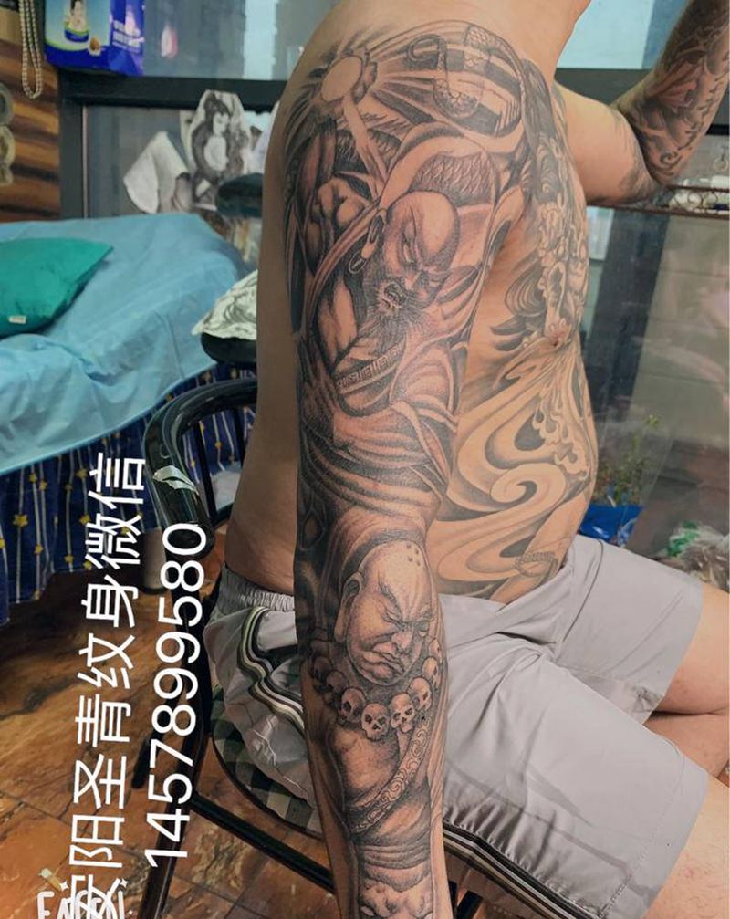 黑灰纹身图片_新传统纹身图案