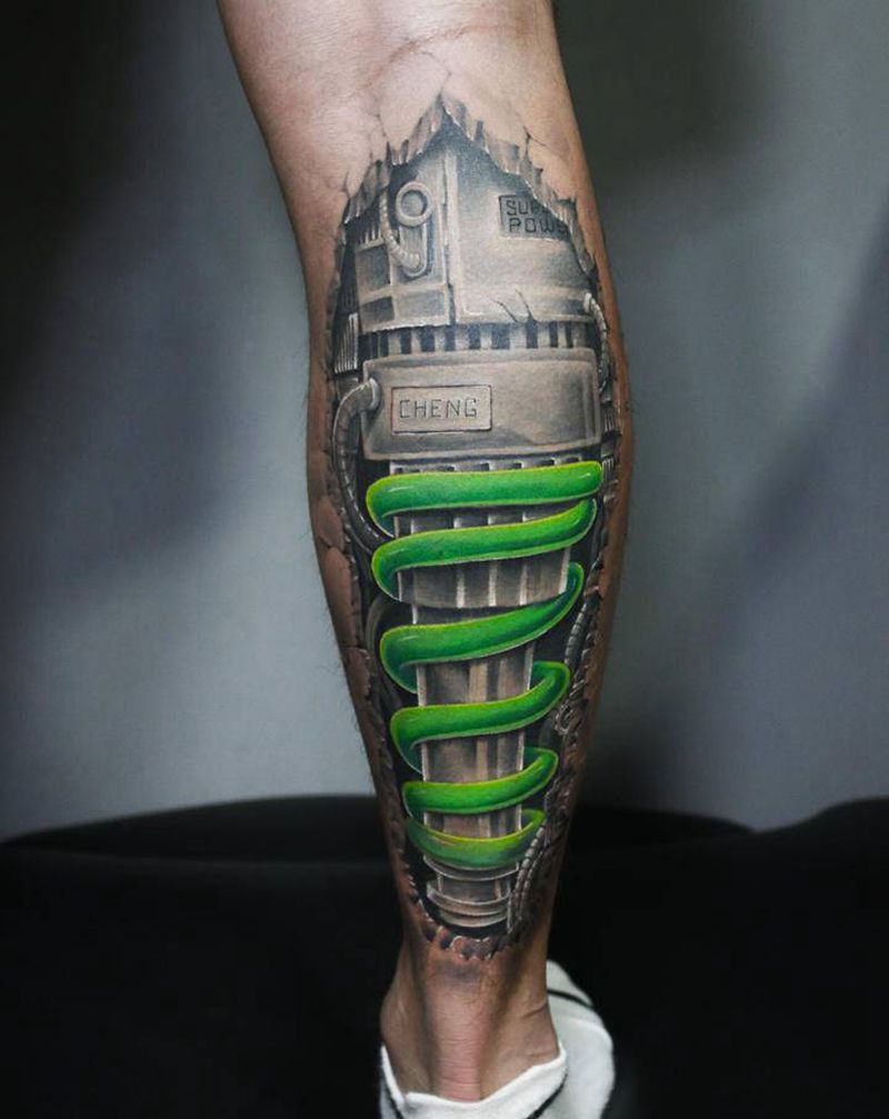 弹簧腿纹身图片_腿部欧美写实纹身图案