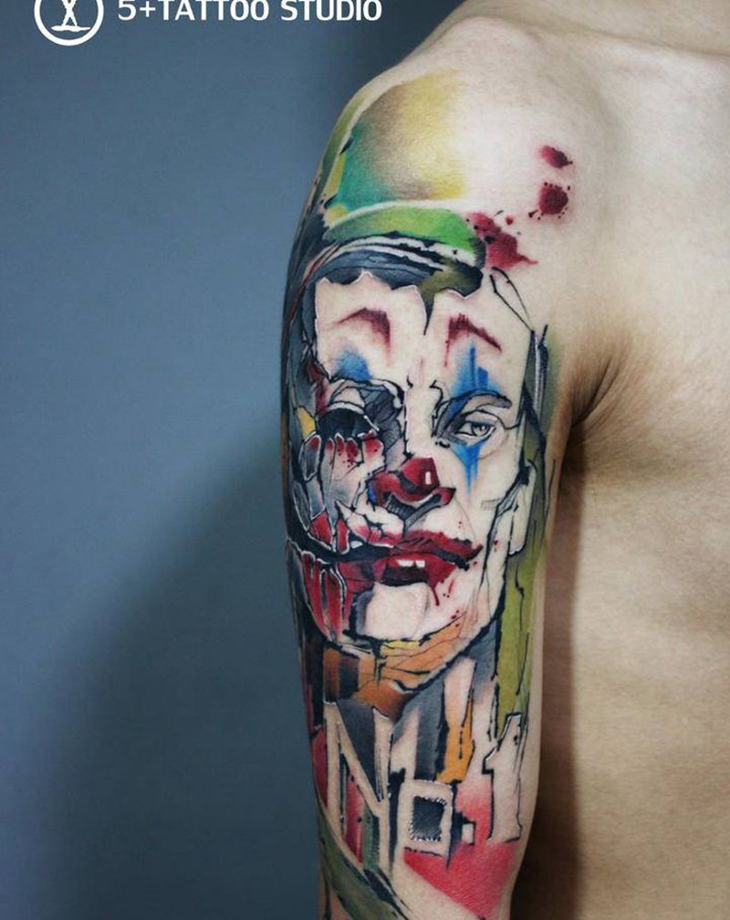 小丑纹身图片_手臂水彩New School纹身图案