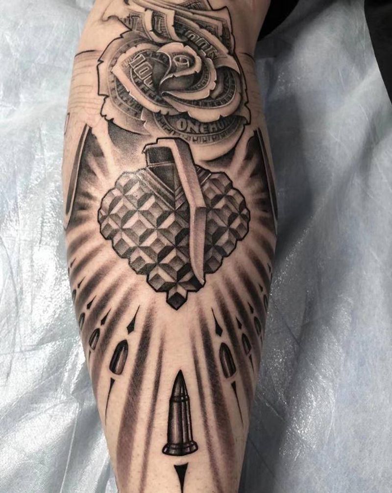 玫瑰花手雷子弹纹身图片_腿部手臂欧美写实Old School玫瑰花炸弹纹身图案