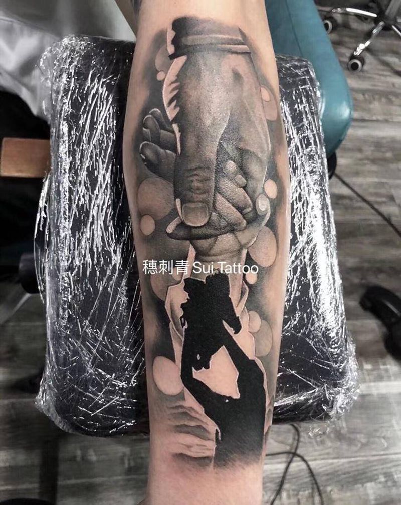 有爱的家庭~纹身图片_手臂纹身图案