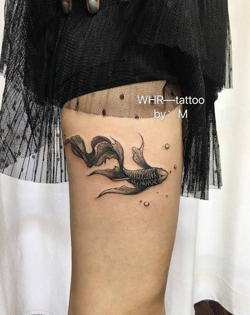 鱼纹身图片_腿部新传统纹身图案