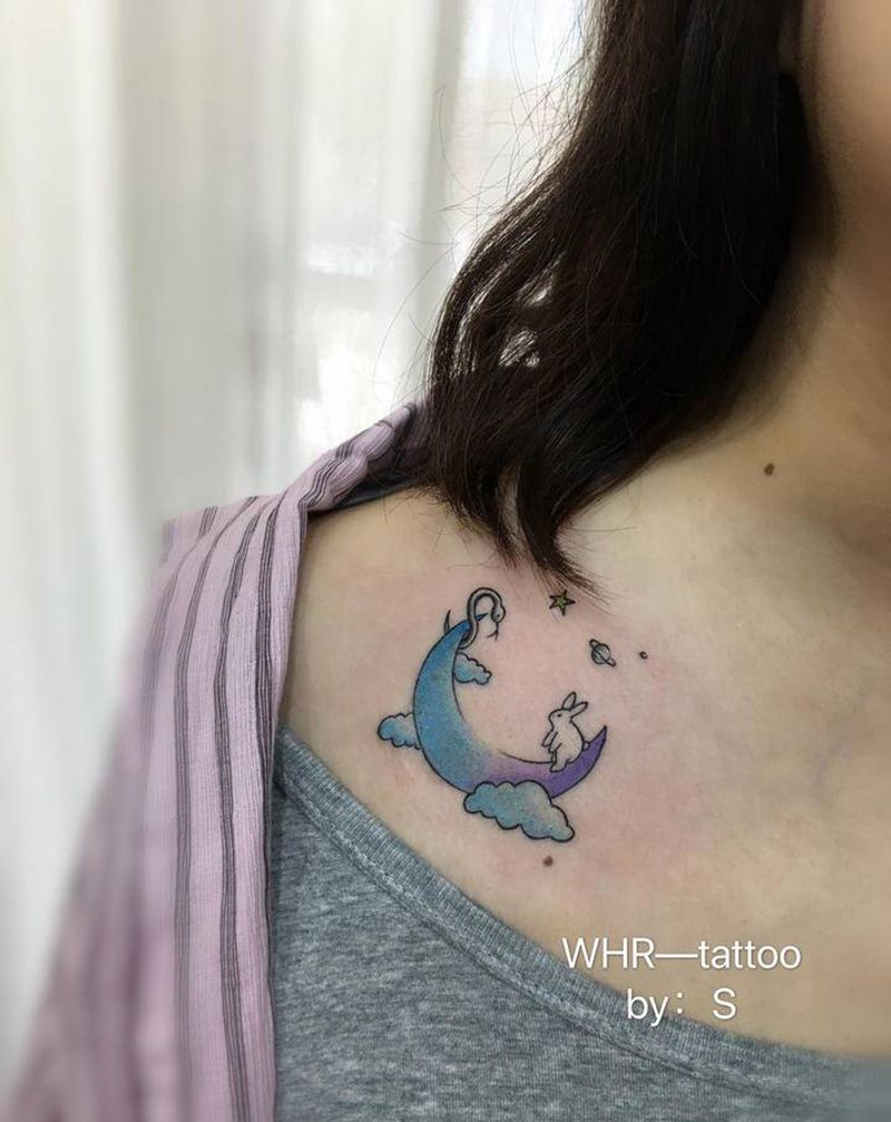 生肖&月亮纹身图片_胸部水彩纹身图案