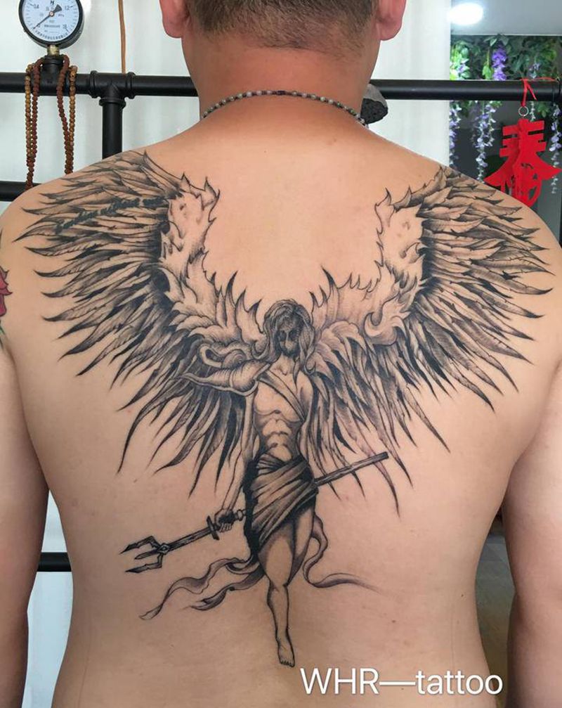 天使纹身图片_背部欧美写实纹身图案