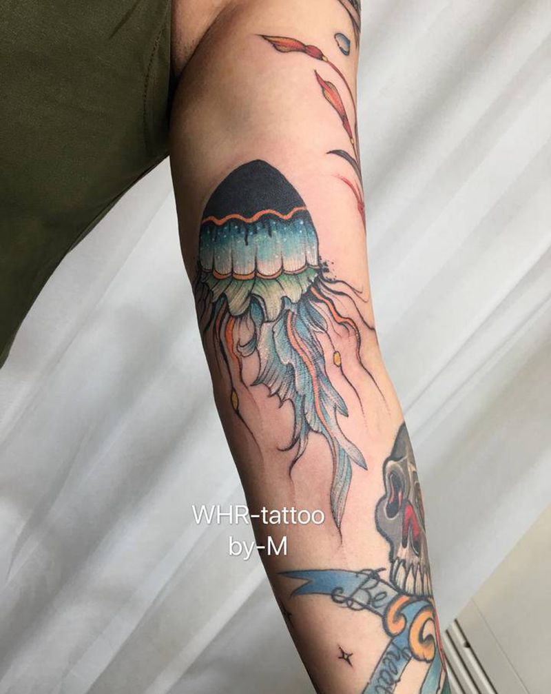 水母纹身图片_手臂New School水彩纹身图案