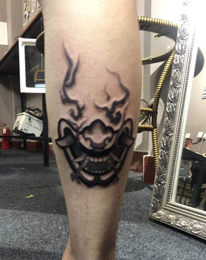 般若纹身图片_腿部点刺纹身图案