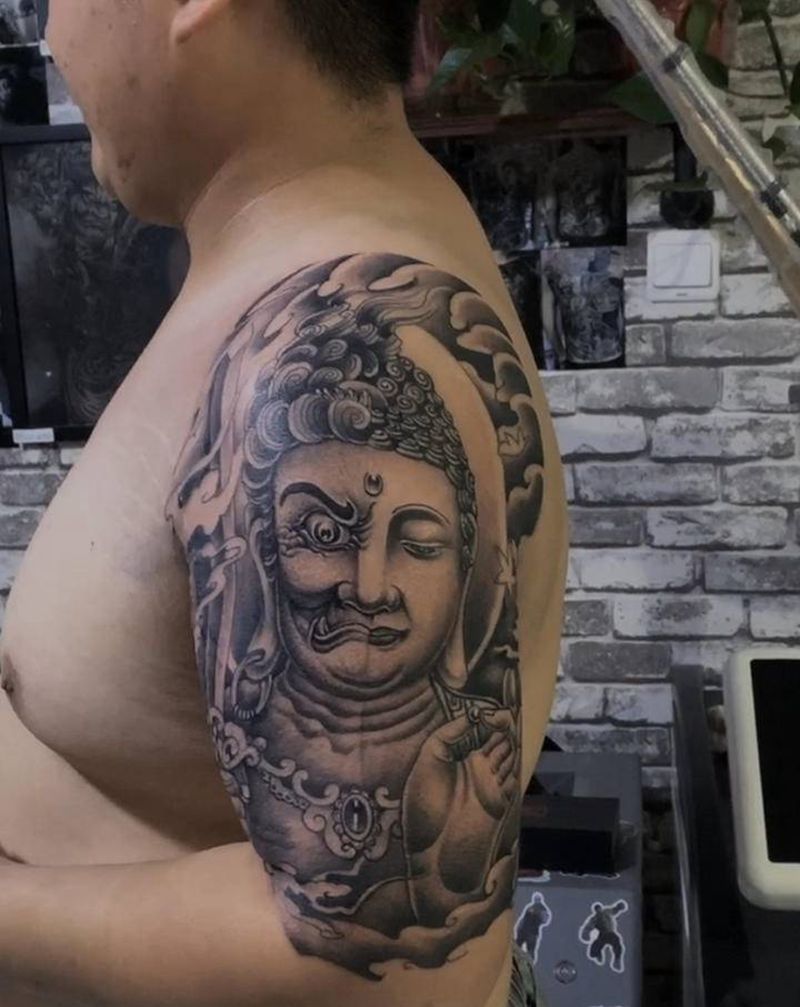 佛魔纹身图片_手臂纹身图案