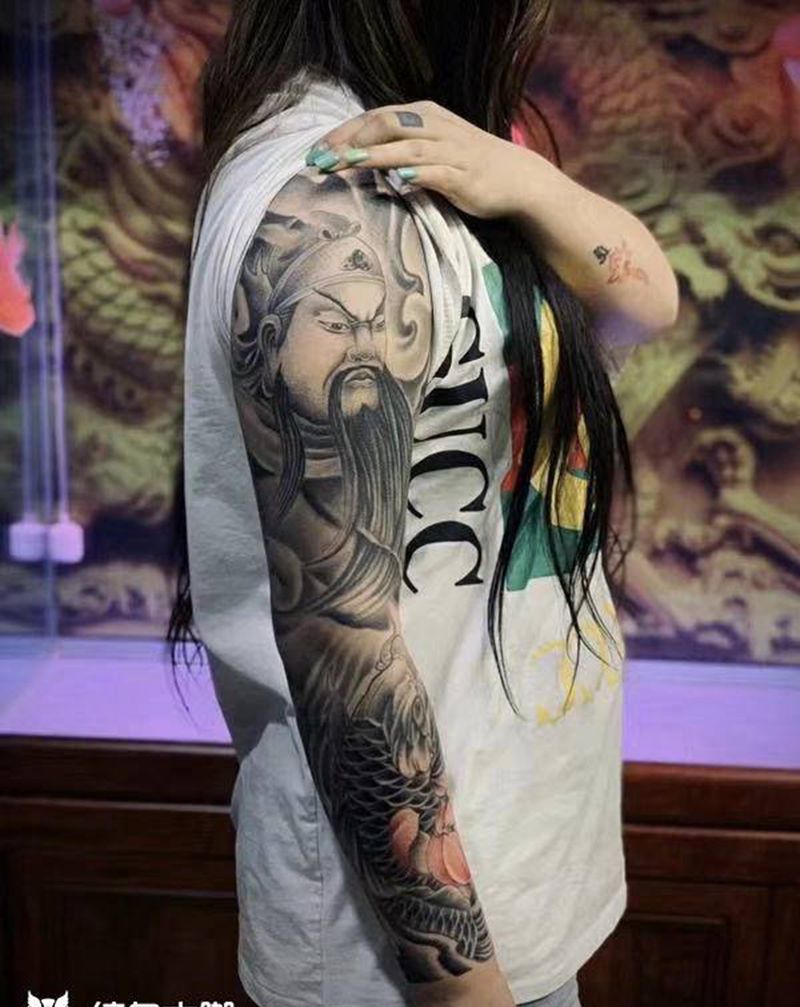 花臂关公纹身图片_手臂纹身图案