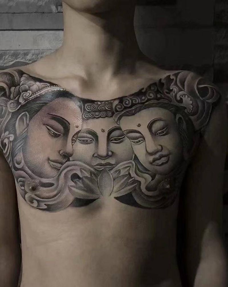 三面佛纹身图片_胸部纹身图案