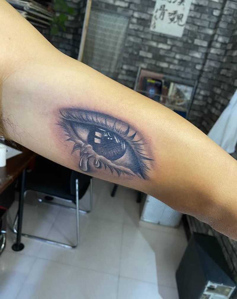 眼睛，鲸鱼，树懒纹身图片_手臂背部点刺欧美写实纹身图案