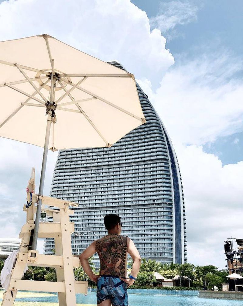 张顺纹身图片_背部纹身图案