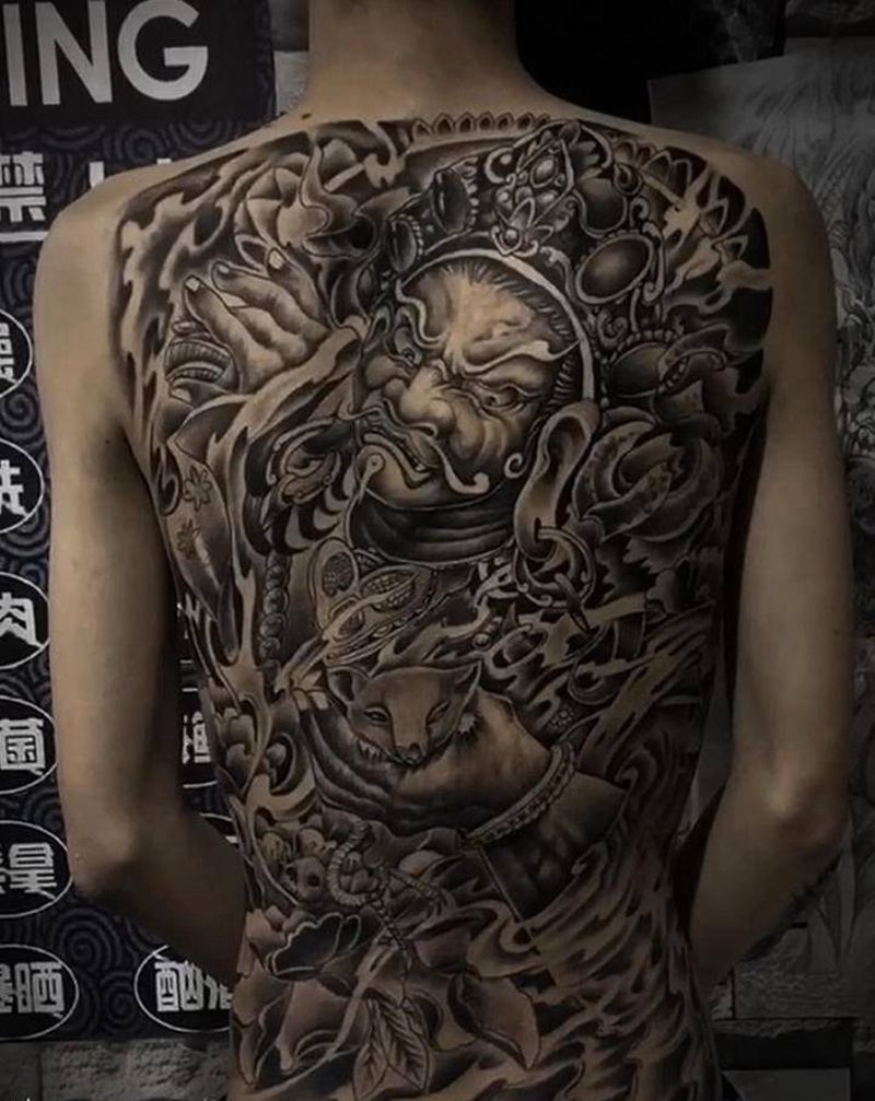 黄财神纹身图片_背部纹身图案
