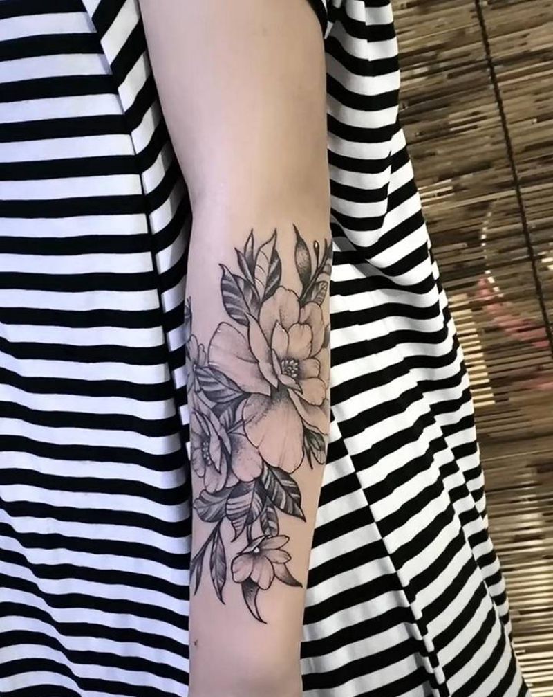 修改覆盖疤痕纹身图片_手部纹身图案