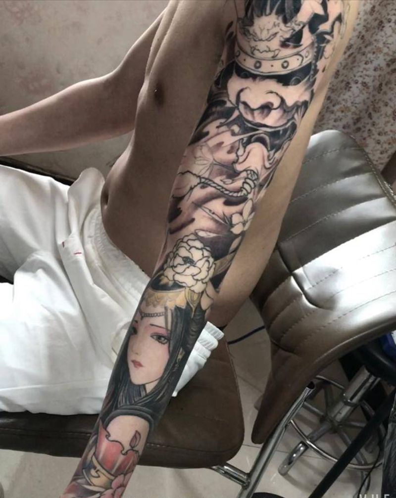 艺妓武士纹身图片_手臂新传统纹身图案
