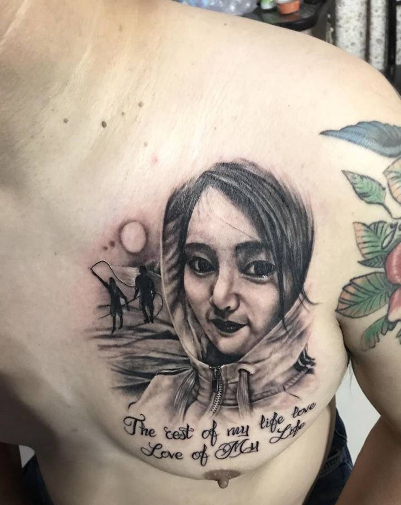 肖像纹身图片_胸部欧美写实纹身图案