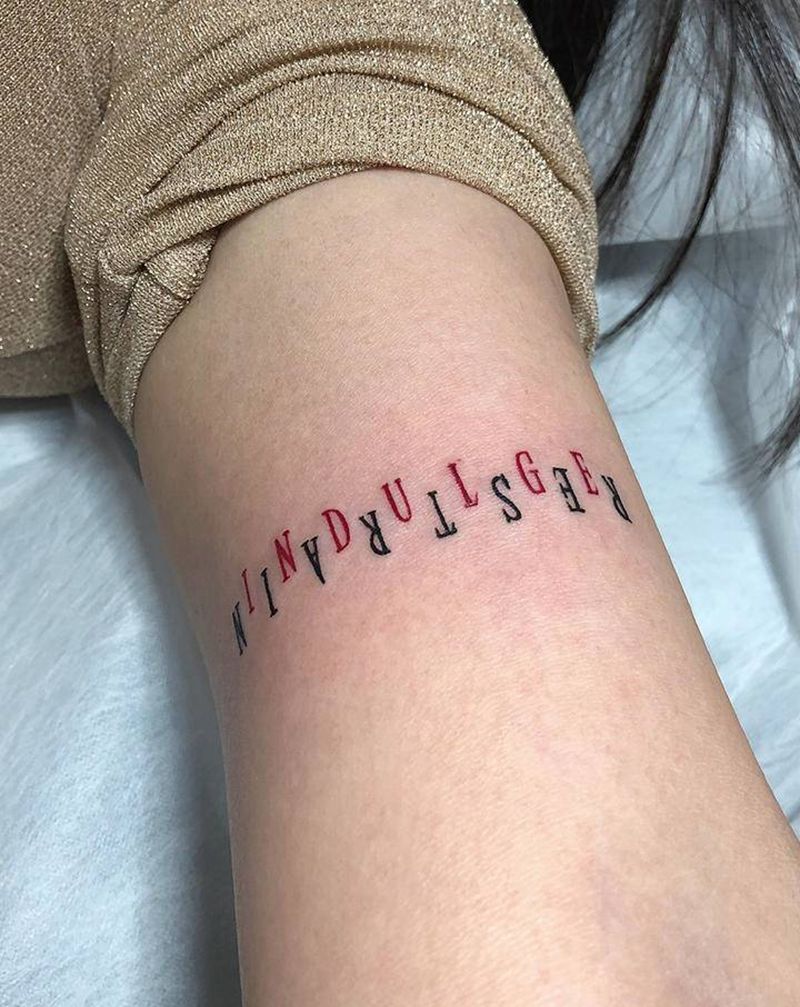 克制与放纵  有克制才有放纵纹身图片_手臂纹身图案