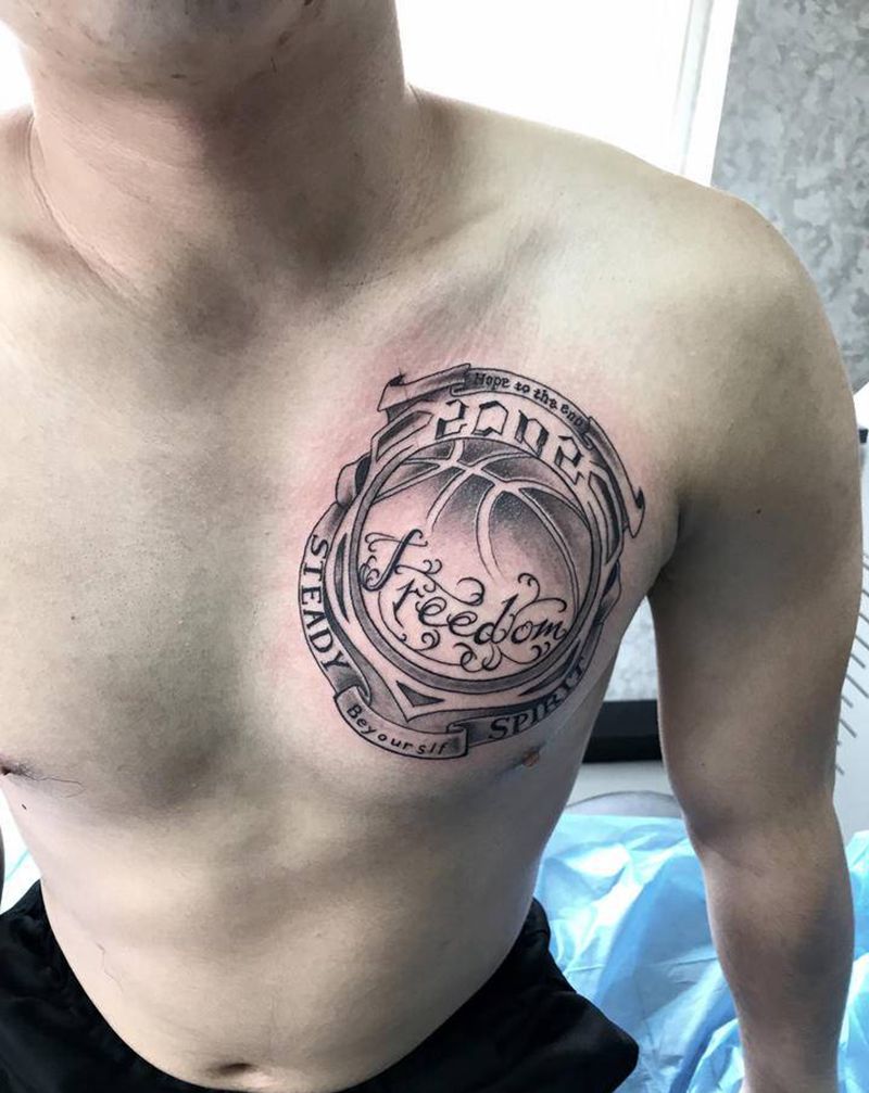 篮球梦纹身图片_胸部花体字欧美写实纹身图案