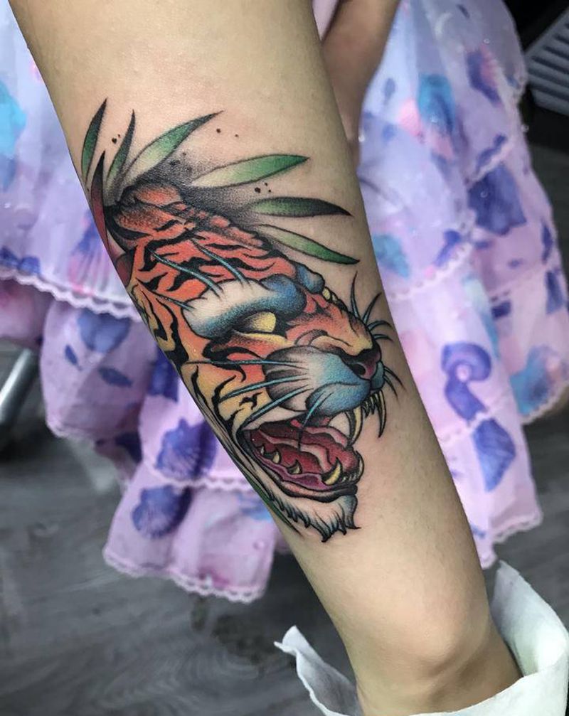 虎头纹身图片_手臂New School纹身图案